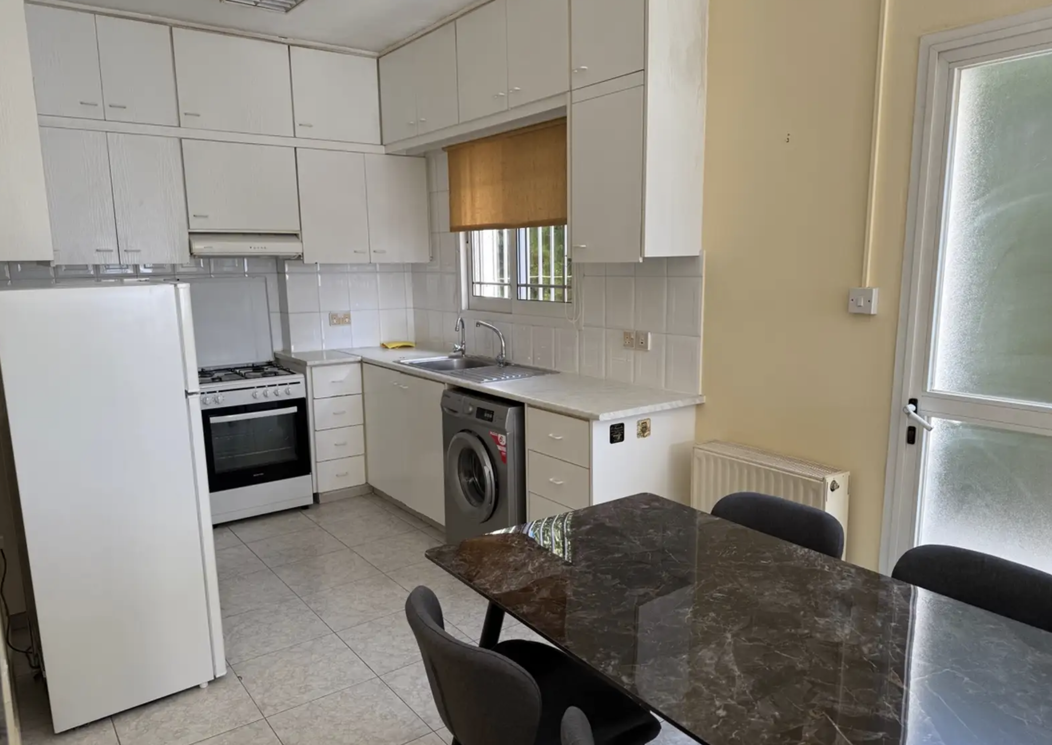 ΕΝΟΙΚΙΑΖΕΤΑΙ ΙΣΟΓΕΙΟ ΔΙΑΜΕΡΙΣΜΑ ΔΥΟ ΥΠΝΟΔΩΜΑΤΙΩΝ ΣΤΟΝ ΑΓΙΟ ΙΩΑΝΝΗ ΣΤΗ ΛΕΜΕΣΟ – ΙD 002180946